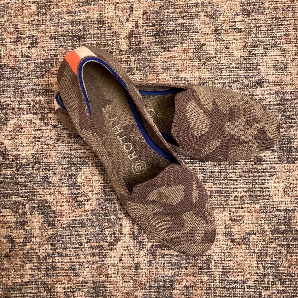 Rothy’s Mink Camo Loafer [Retired] - Size 6